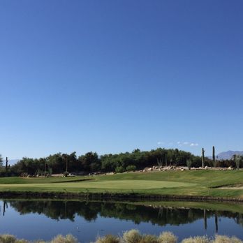 Desert Dunes Golf Course - The signature DD hole. Green is doable in 2 shots as long as you can carry 220yrds - Golf Near Me - Desert Hot Springs, California