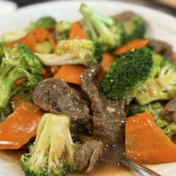 Tim Ky Noodle - Beef & Broccoli