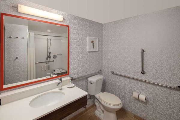 Hampton Inn & Suites El Paso-Airport by null