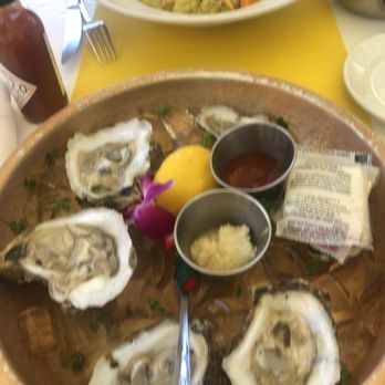 On Ocean 7 Cafe - Oyster - New American Near Me - Miami Beach, Florida On Ocean 7 Cafe - Oyster - New American Near Me - Miami Beach, Florida