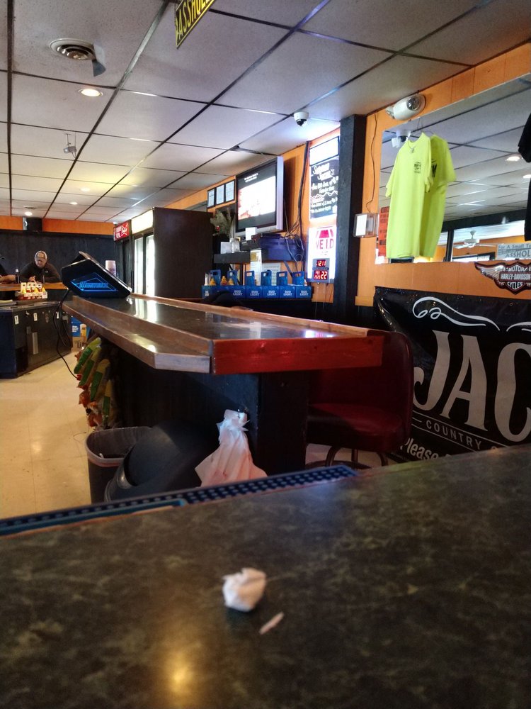 The Mountain House Bar & Grill, McConnellsburg Roadtrippers