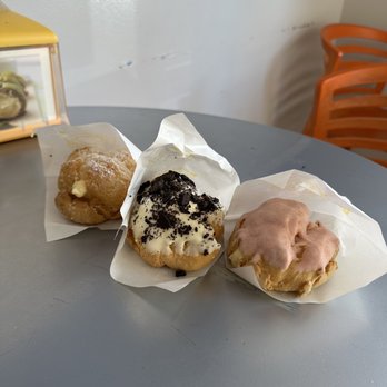 Beard Papa's - Desserts Near Me - San Mateo, California