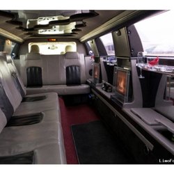Moores Limo Service - 10 Pax Chrysler 300 Limo Interior