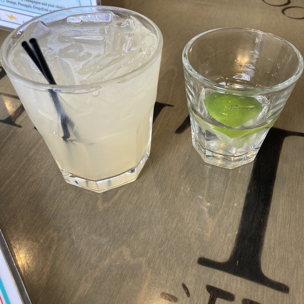 Lighthouse Cafe - Lighthouse Cafe has alcoholic drinks - a vodka lemonade is on left. - Breakfast & Brunch Near Me - San Pedro, California
