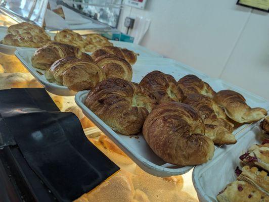 Grand Mission Donuts & Bakery by null