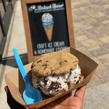 The Baked Bear - Vegan Cookie Sandwich (Gluten-Free) - Ice Cream & Frozen Yogurt Near Me - The Colony, Texas The Baked Bear - Vegan Cookie Sandwich (Gluten-Free) - Ice Cream & Frozen Yogurt Near Me - The Colony, Texas