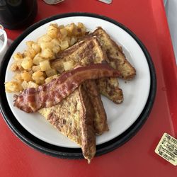 Sturdy Memorial Hospital - Breakfast