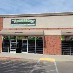 Accessory Store - Store front
