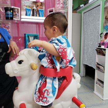 Kids Cut - Kids Hair Salons Near Me - Hialeah, Florida Kids Cut - Kids Hair Salons Near Me - Hialeah, Florida