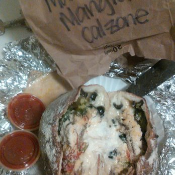 Vito's Pizza - Calzone Maria Mangia Buona cut open: filling tastes good, but too much "bread" to filling ratio makes for heavy, plodding Calzone. - Pizza Near Me - Los Angeles, California Vito's Pizza - Calzone Maria Mangia Buona cut open: filling tastes good, but too much "bread" to filling ratio makes for heavy, plodding Calzone. - Pizza Near Me - Los Angeles, California
