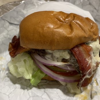 Cool Cat Cafe - Black and Blue Burger - American Near Me - Pismo Beach, California