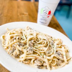Salvo’s Family Pizza - Fettuccine with white clam sauce