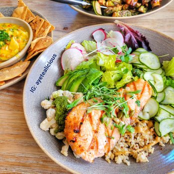Pacific Catch - WestCoast Style Salmon - Seafood Near Me - Cupertino, California