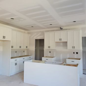 Robles Flooring & Painting - Painters Near Me Robles Flooring & Painting - Painters Near Me