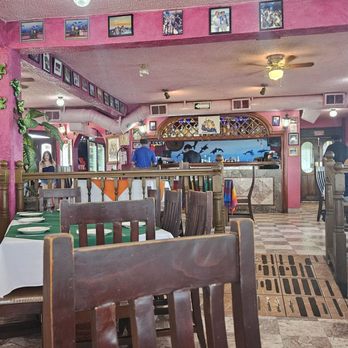 Casa del Capitán - View of the bar - Mexican Near Me - Puerto Peñasco, SON