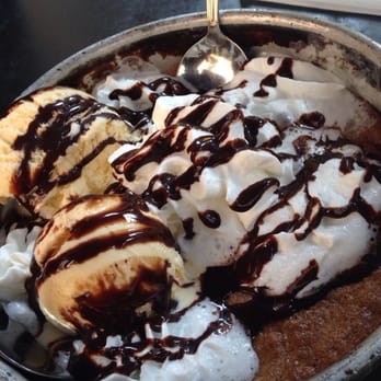Pizzeria Due - The sundae- hits the spot if you have a sweet tooth. - Pizza Near Me - Chicago, Illinois Pizzeria Due - The sundae- hits the spot if you have a sweet tooth. - Pizza Near Me - Chicago, Illinois