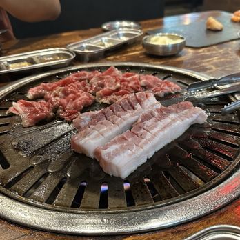 Gogi 92 Korean BBQ - Beef brisket & pork belly - Barbeque Near Me - Leesburg, Virginia