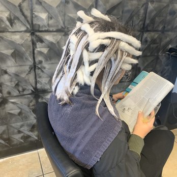 Miracles Salon - Balayage highlights - Hair Stylists Near Me - Arlington, Virginia