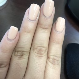 Sloppy edges, gel on pointer finger chipped within a couple of hours of leaving salon
