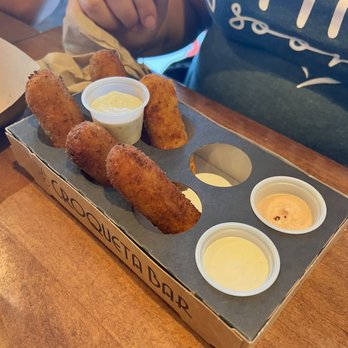 Dos Croquetas - Bakeries Near Me - Miami, Florida Dos Croquetas - Bakeries Near Me - Miami, Florida