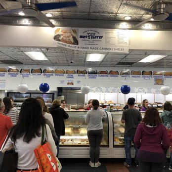 Mike's Pastry - Bakeries Near Me - Boston, Massachusetts Mike's Pastry - Bakeries Near Me - Boston, Massachusetts