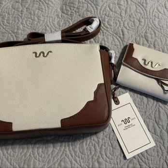 KING RANCH SADDLE SHOP - Updated January 2026 - 303 Pearl Pkwy, San ...