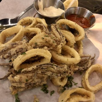 Pranzi - Calamari w/ lemon aioli & cocktail sauce. - Italian Near Me - San Carlos, California Pranzi - Calamari w/ lemon aioli & cocktail sauce. - Italian Near Me - San Carlos, California
