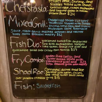 Black Pelican - Pizza Near Me - Chesapeake, Virginia