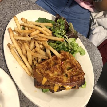 Veggie Galaxy - Breakfast & Brunch Near Me - Cambridge, Massachusetts