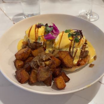 GIWA - Korean Patty Benedict - Breakfast & Brunch Near Me - Santa Clara, California GIWA - Korean Patty Benedict - Breakfast & Brunch Near Me - Santa Clara, California