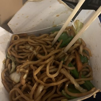 Tan Wong Restaurant - Veggie Lo Mein - Chinese Near Me - Simsbury, Connecticut Tan Wong Restaurant - Veggie Lo Mein - Chinese Near Me - Simsbury, Connecticut