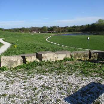 Hartung Park - Long view to pond - Parks Near Me - Wauwatosa, Wisconsin