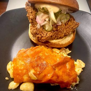 Creekside Kitchen - Fried Chicken Sandwich- sambal mayo, picklees. Flat Top Mac - American Near Me - Glenn, Michigan