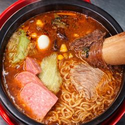Dagu Rice Noodle - Spicy Beef Bone with Ramen