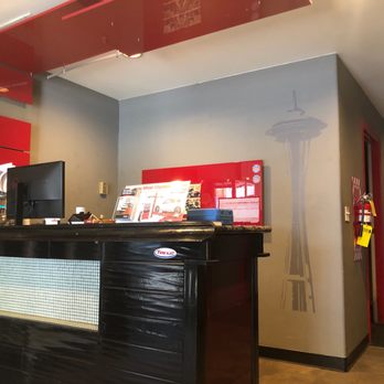 mShop - The front. - Auto Repair Near Me - Kirkland, Washington mShop - The front. - Auto Repair Near Me - Kirkland, Washington