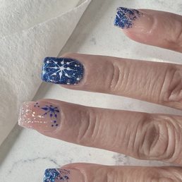 Veronica did my nails. Beautiful