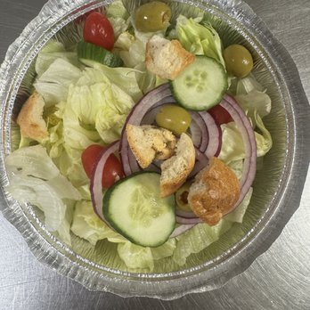 Mario's Pizzeria - Small dinner salad - Pizza Near Me - Bernville, Pennsylvania Mario's Pizzeria - Small dinner salad - Pizza Near Me - Bernville, Pennsylvania