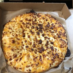 Pasqually's Pizza & Wings - Cheese bread