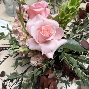 Floral 101 - Floral Designers Near Me - Lomita, California Floral 101 - Floral Designers Near Me - Lomita, California