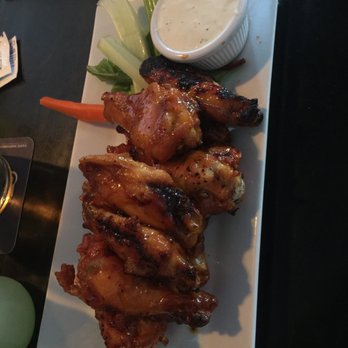 Southside Tavern - Chicken wings - American Near Me - Braintree, Massachusetts Southside Tavern - Chicken wings - American Near Me - Braintree, Massachusetts