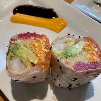 EAT'S SUSHI - Mountain hand roll - so good!! - Sushi Bars Near Me - Costa Mesa, California
