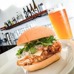 Banh Mi Burger