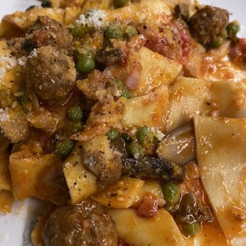 Silver Spoon - Parpadelle de boconi - Italian Near Me - Rochester, Michigan