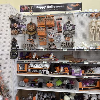 Dollar Tree - Halloween Decor - Discount Store Near Me - Vacaville, California Dollar Tree - Halloween Decor - Discount Store Near Me - Vacaville, California