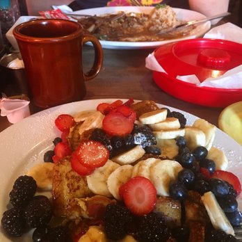 Cafe De Olla - American Near Me - Burbank, California