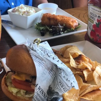 Brooks Tavern - Smash burger - American Near Me - Hendersonville, North Carolina Brooks Tavern - Smash burger - American Near Me - Hendersonville, North Carolina
