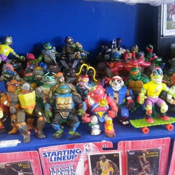Quake Collectibles West - Toy Stores Near Me - Roselle, Illinois