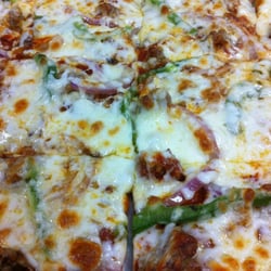 Pizza Planet - Special 5 also considered a garbage pizza, not only does it look good but man it smells delicious
