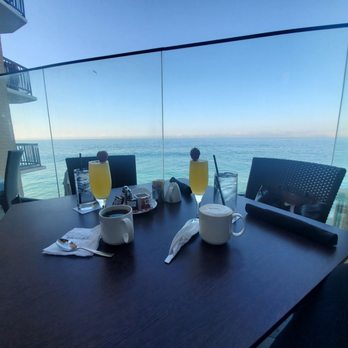 Splashes Restaurant - New American Near Me - Laguna Beach, California Splashes Restaurant - New American Near Me - Laguna Beach, California