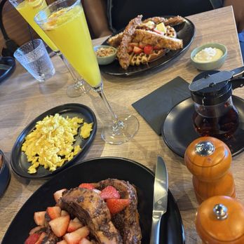 Toast & Tonique - French toast- not crispy - soft & cinnamon coated - Breakfast & Brunch Near Me - Newark, California Toast & Tonique - French toast- not crispy - soft & cinnamon coated - Breakfast & Brunch Near Me - Newark, California